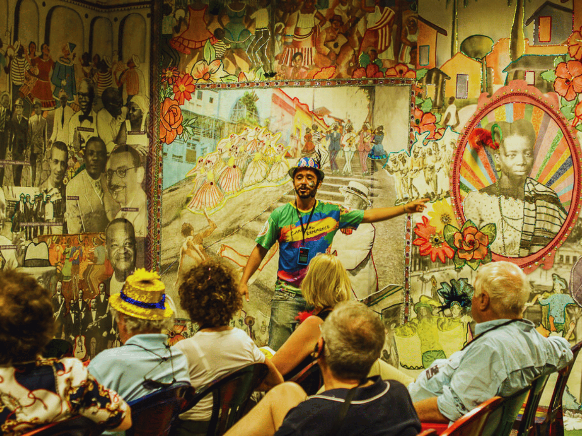 Visite classique : Une visite des coulisses du Carnaval de Rio à la Cidade do Samba.